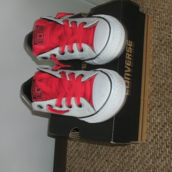 Converse All Star Street Sneaker Shoes Gray & Red 658140F youth size 13 with Box - Picture 1 of 3